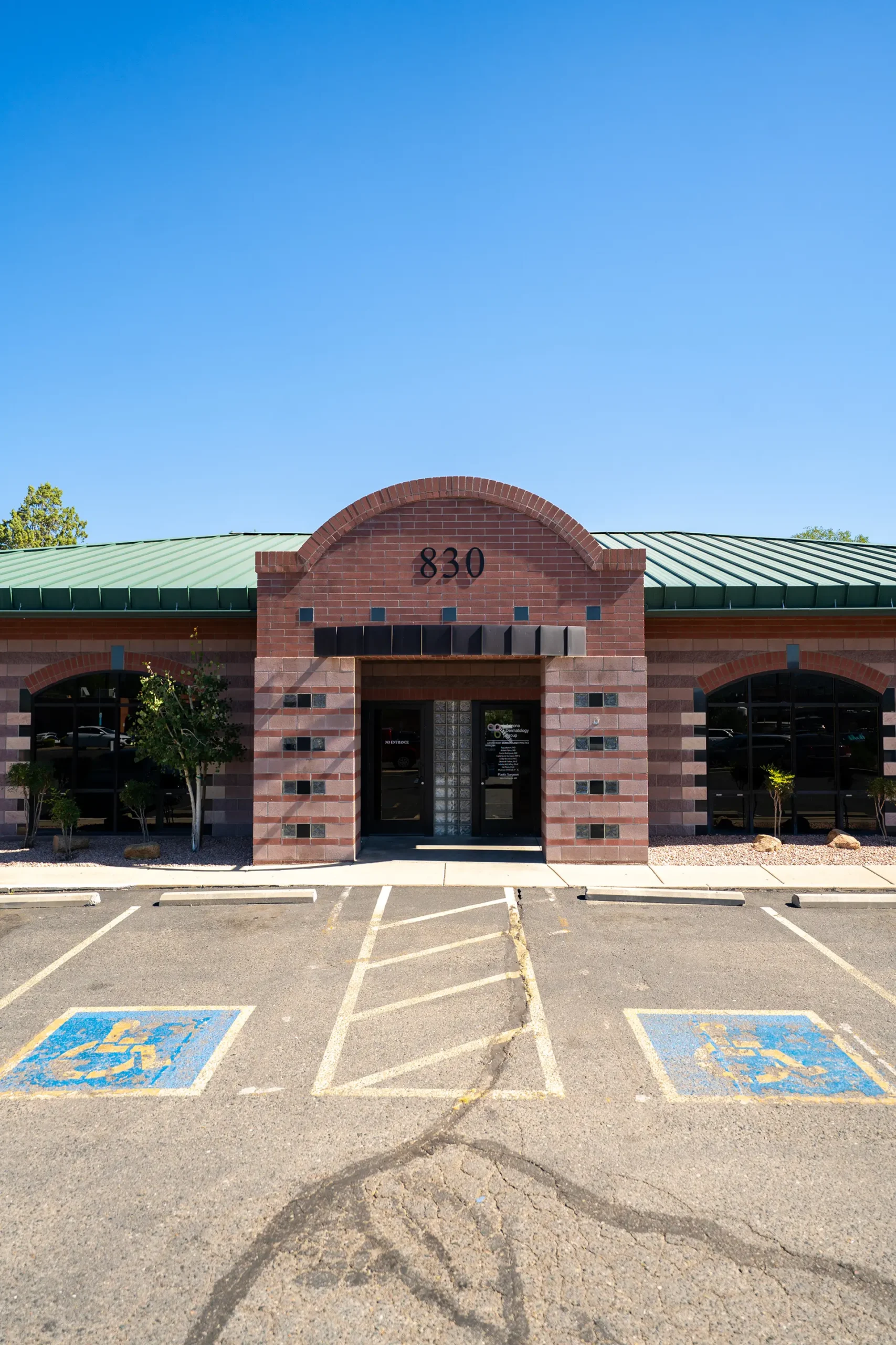 Medical Office Entrance Prescott AZ Modern medical office entrance built by a custom home builder in Prescott AZ with brick exterior and accessible parking Title Caption Description This custom home builder in Prescott AZ completed a professional medical office entrance with durable masonry, accessible parking, and an inviting façade. Prescott Builders of AZ, owned by Jeff Lueck, delivers exceptional commercial construction and remodeling throughout Prescott, AZ.